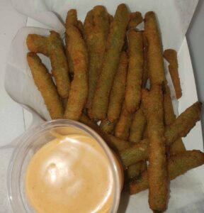 SC Grill's Fried Green Beans With Sriracha Ranch